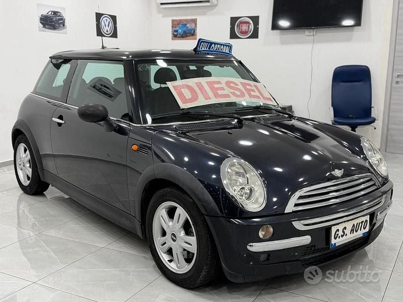 Usata Mini Cooper 75 CV (55 kW) 2005 Nero Utilitaria