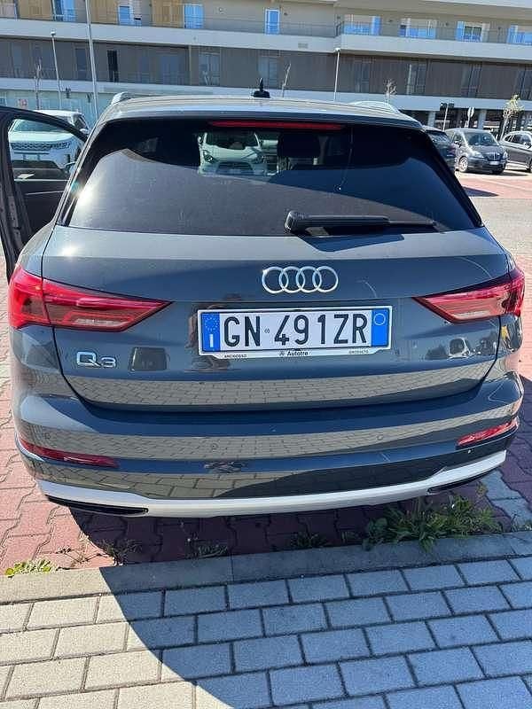 Usata Audi Q3 Advanced 150 CV (110 kW) 2023 Grigio SUV