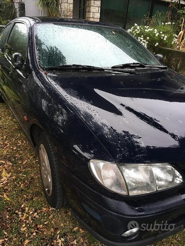 Usata Renault Mégane Coupé 90 CV (66 kW) 1997 Coupé