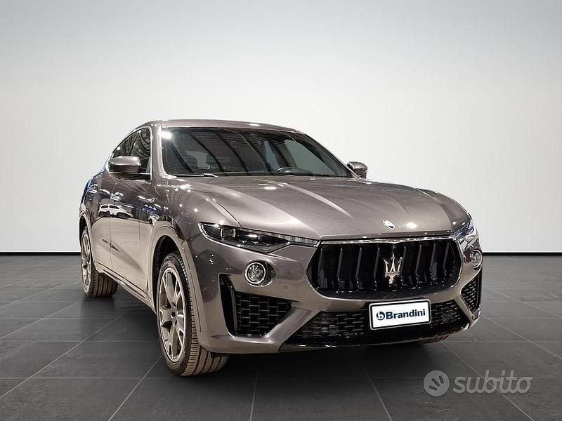 Usata Maserati Levante GT 330 CV (242 kW) 2022 Grigio SUV