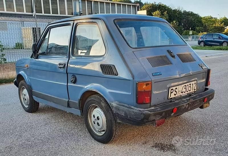 Usata Fiat 126 24 CV (17 kW) 1986 Blu Utilitaria