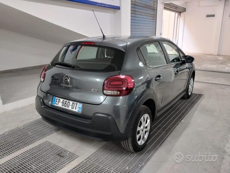 Usata Citroën C3 Shine 75 CV (55 kW) 2017 Grigio Utilitaria