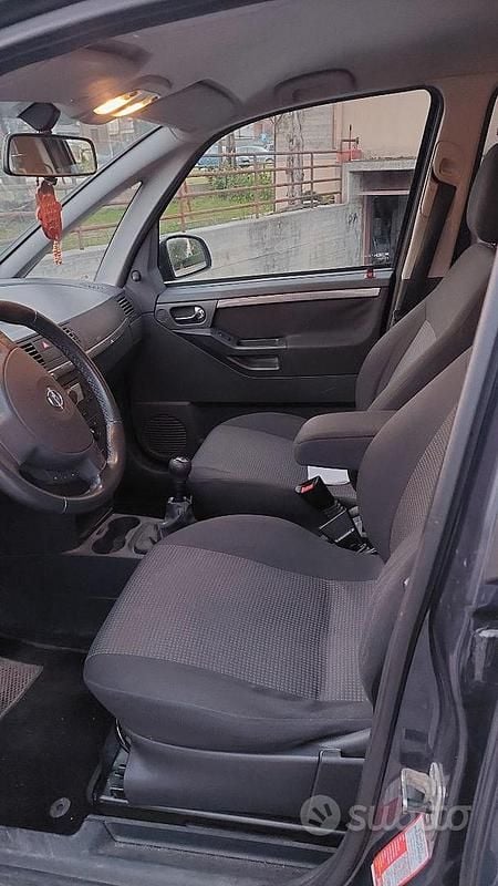 Usata Opel Meriva Club 75 CV (55 kW) 2009 Blu/azzurro Monovolume