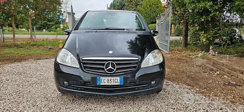 Usata Mercedes A180 Avantgarde 81 CV (59 kW) 2010 Nero Berlina