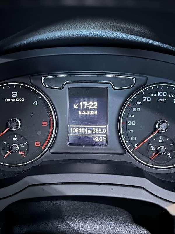 Usata Audi Q3 Ambiente 150 CV (110 kW) 2015 Grigio SUV