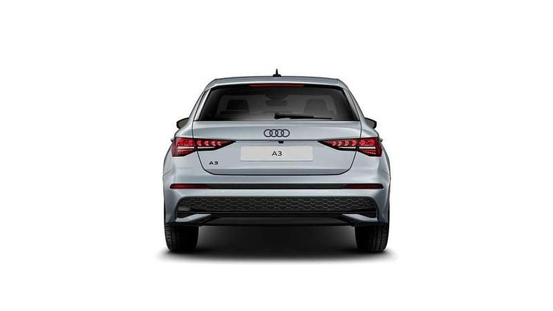 Nuova Audi A3 Advanced 204 CV (150 kW) 2025 Grigio freccia perla Berlina