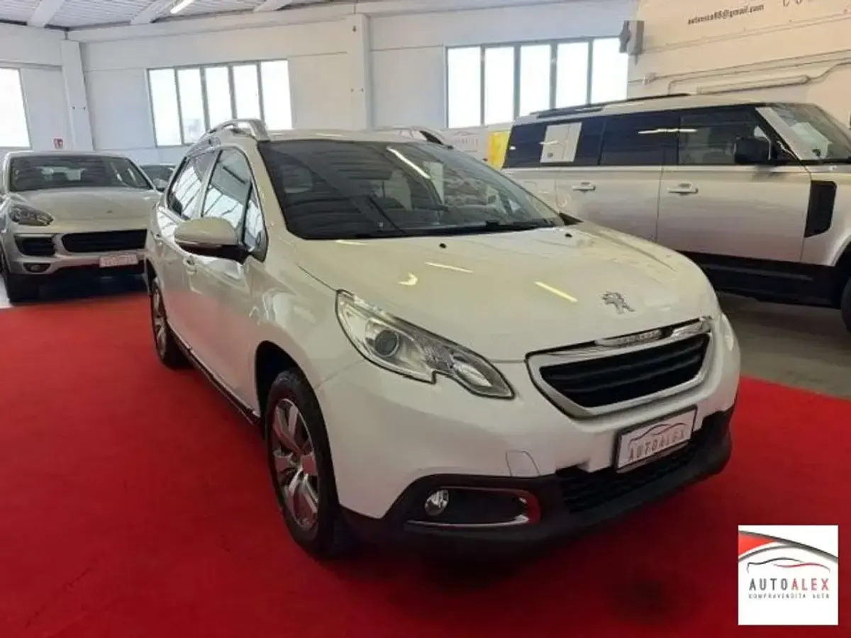 Usata Peugeot 2008 Allure 82 CV (60 kW) 2014 Bianco SUV