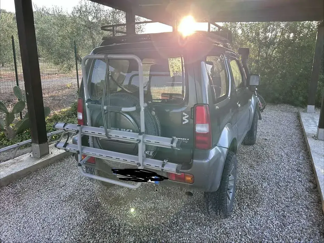Usata Suzuki Jimny 86 CV (63 kW) 2016 SUV