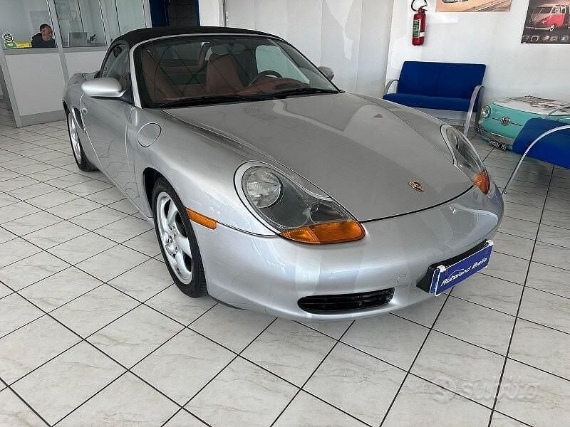 Gebraucht Porsche Boxster 220 PS (161 kW) 2000 Silber Cabrio