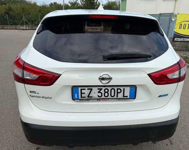 Usata Nissan Qashqai Tekna 110 CV (80 kW) 2015 SUV