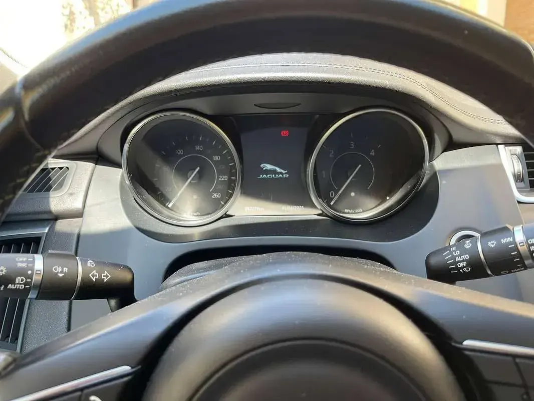 Usata Jaguar E-Pace S 150 CV (110 kW) 2018 Grigio SUV