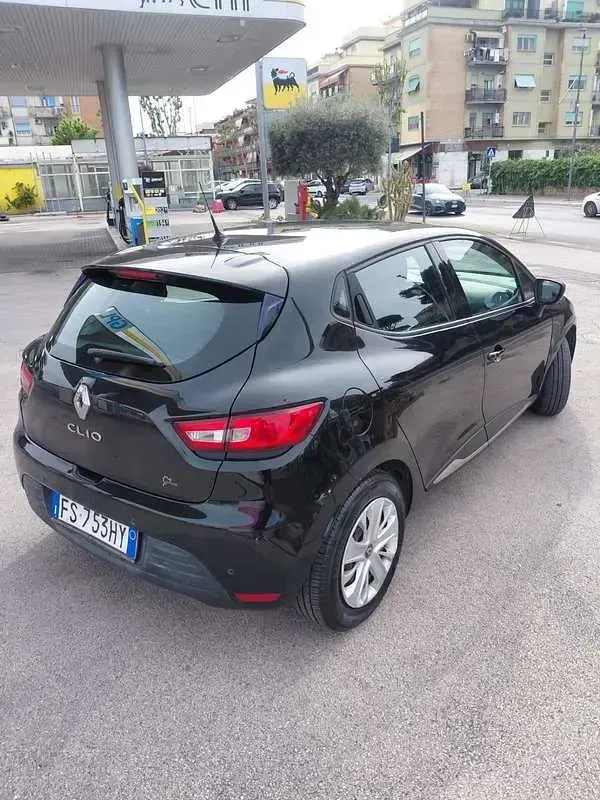 Usata Renault Clio IV Life 75 CV (55 kW) 2018 Berlina