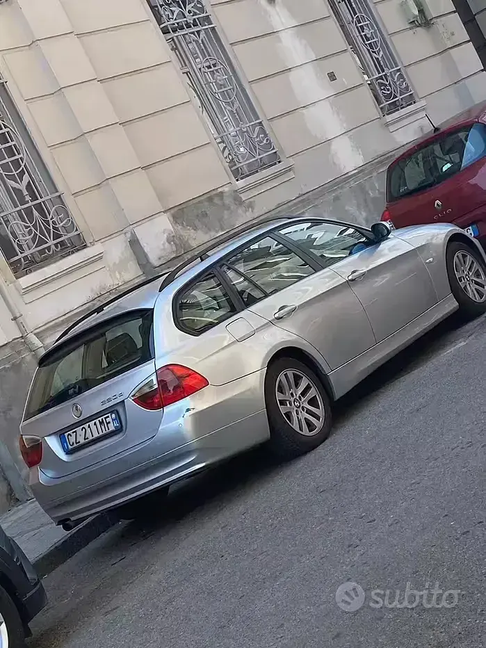 Usata BMW 320 Efficient Dynamics 163 CV (119 kW) 2005 Grigio Station wagon