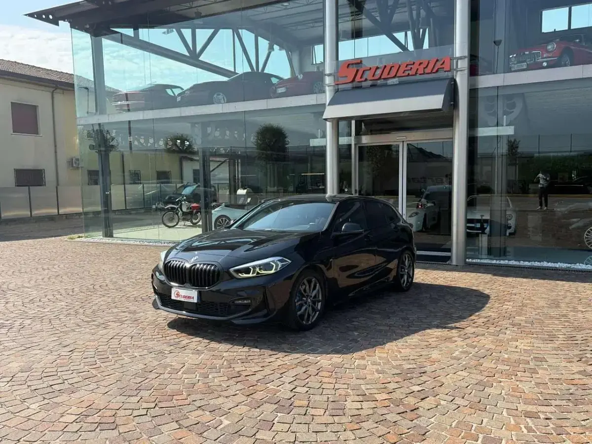 Usata BMW 118 M Sport 150 CV (110 kW) 2020 Nero Berlina