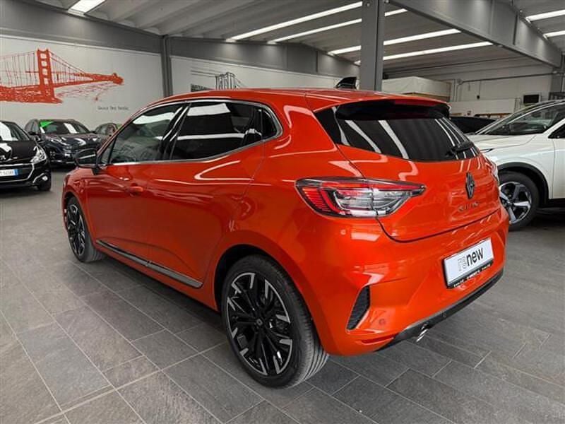 Nuevo Renault Clio V Techno 101 CV (74 kW) 2025 Naranja Utilitario