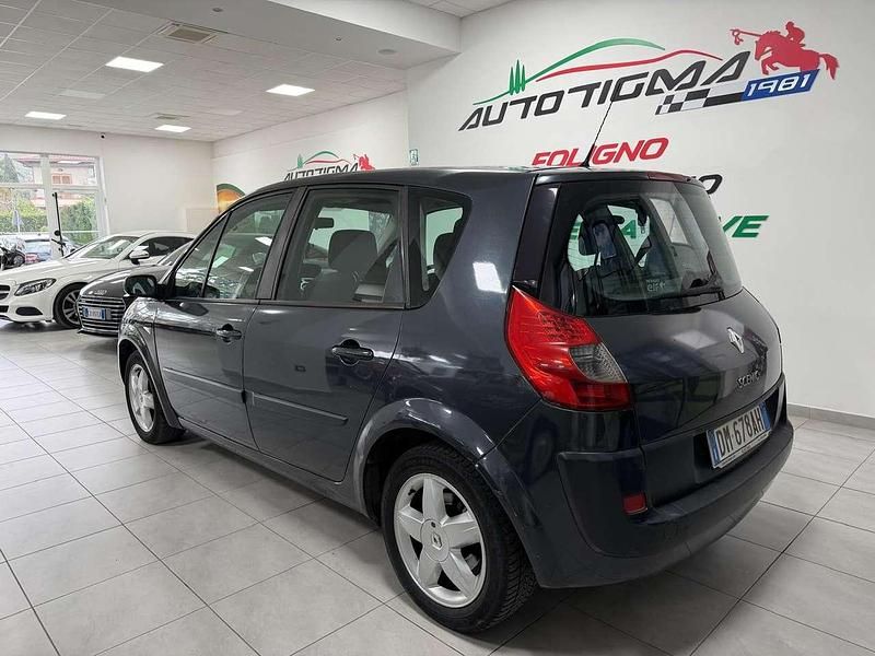 Usata Renault Scénic II 86 CV (63 kW) 2008 Grigio Monovolume