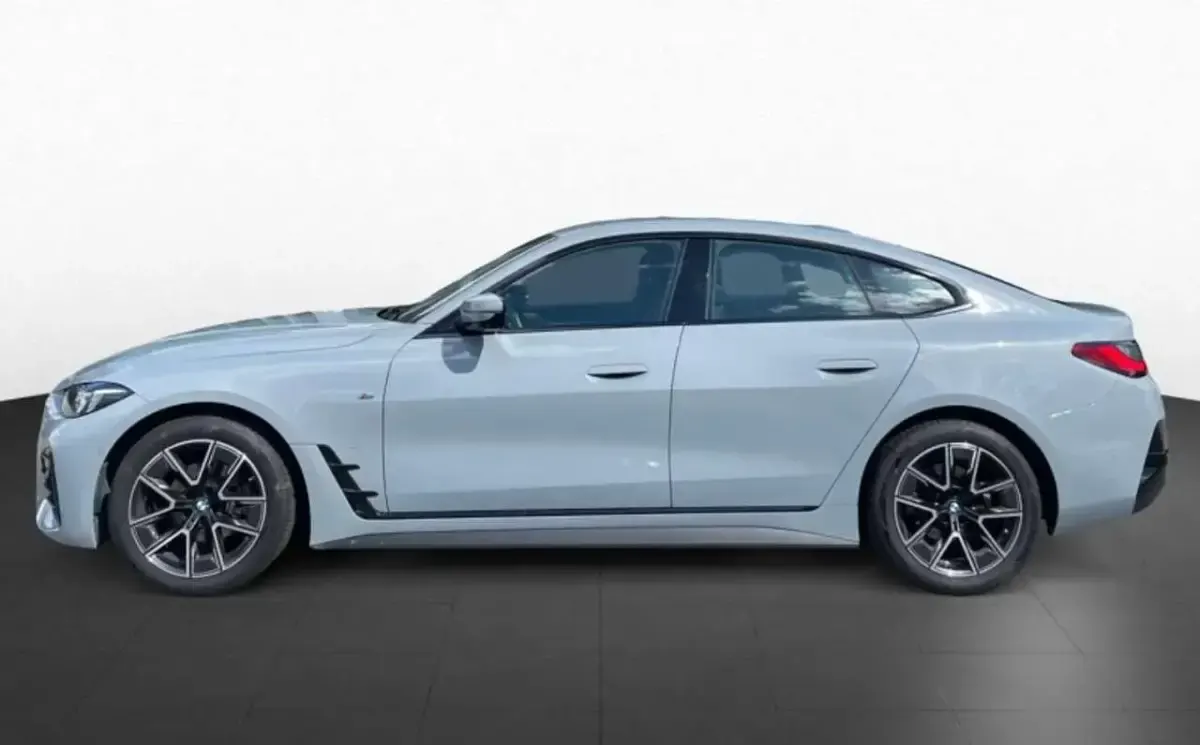 Usata BMW 420 M Sport 184 CV (135 kW) 2024 Grigio Berlina