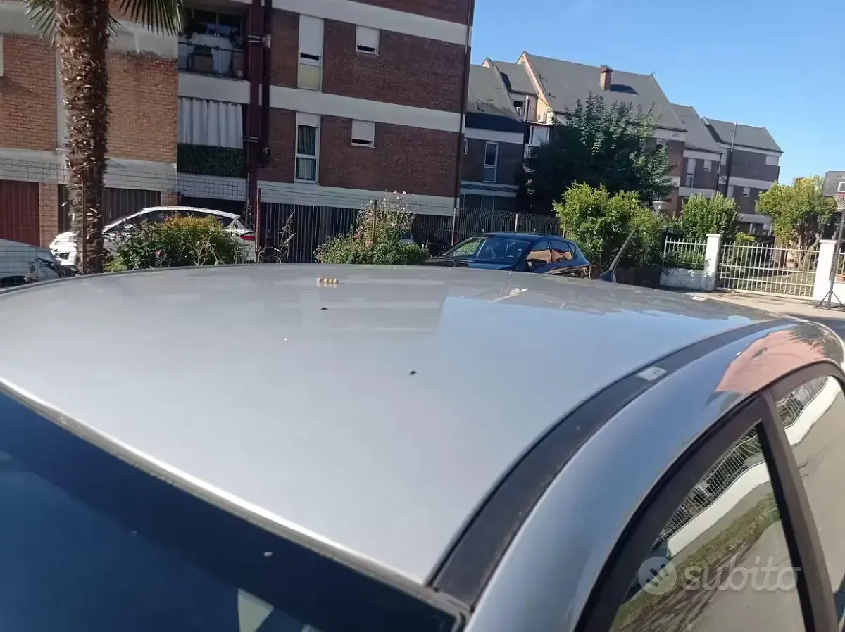 Usata Hyundai i20 75 CV (55 kW) 2017 Grigio Berlina