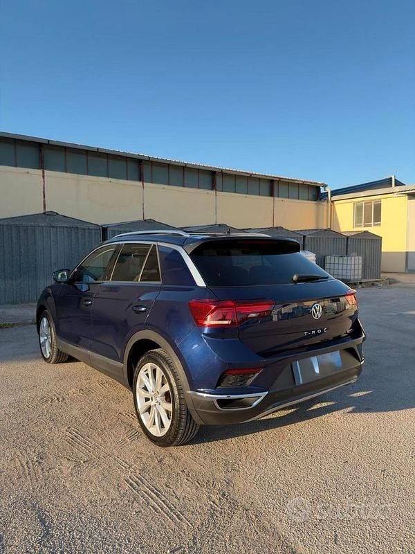Usata VW T-Roc 2018 Blu SUV