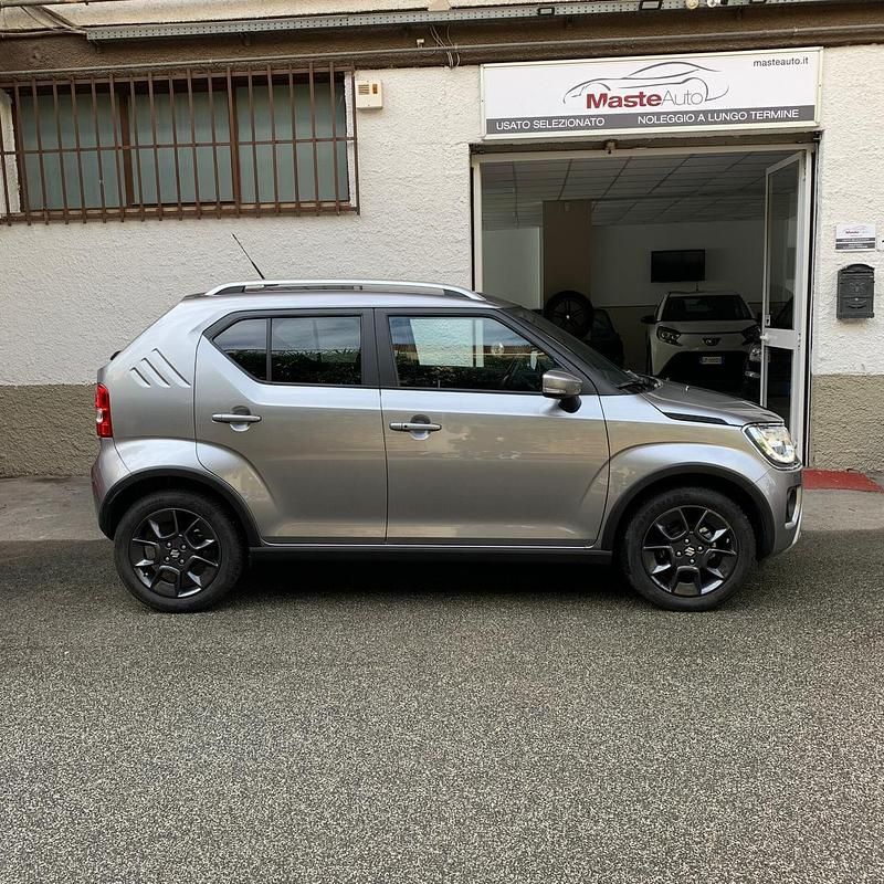 Usata Suzuki Ignis 82 CV (60 kW) 2024 Grigio SUV