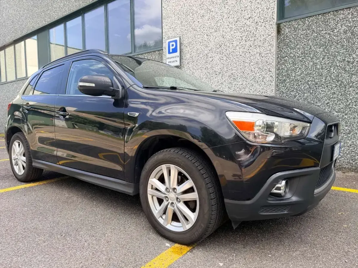 Usata Mitsubishi ASX 150 CV (110 kW) 2011 Nero SUV