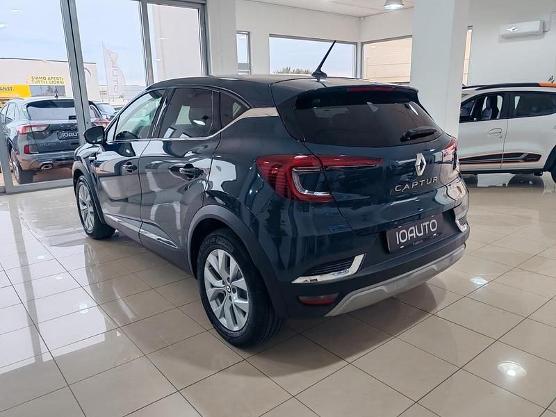 Brugt Renault Captur Intens 101 HK (74 kW) 2022 Blå SUV