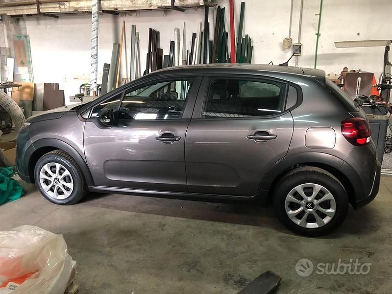 Usata Citroën C3 Feel 102 CV (75 kW) 2022 Grigio Utilitaria