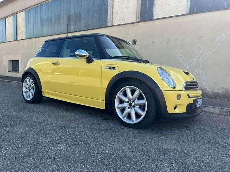 Usata Mini Cooper S Coupé 163 CV (119 kW) 2002 Giallo Coupé