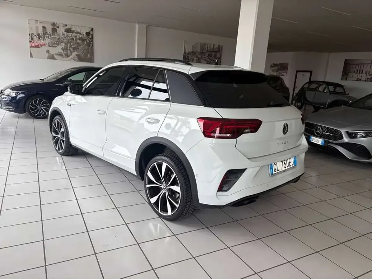 Begagnad VW T-Roc R-line 150 HK (110 kW) 2023 Vit SUV