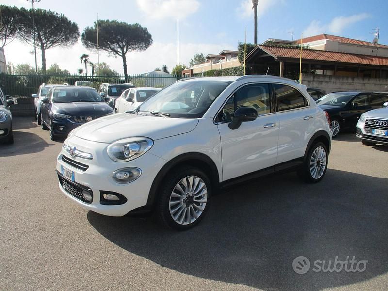 Bianco Usata 2015 Fiat 500 Lounge Tre volumi | 9000 € (Buon prezzo) - Immagine 1/4