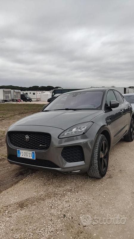 Usata Jaguar E-Pace R-Dynamic 180 CV (132 kW) 2018 Grigio SUV