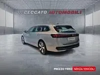 Usata VW Passat Business 150 CV (110 kW) 2024 Grigio Station wagon