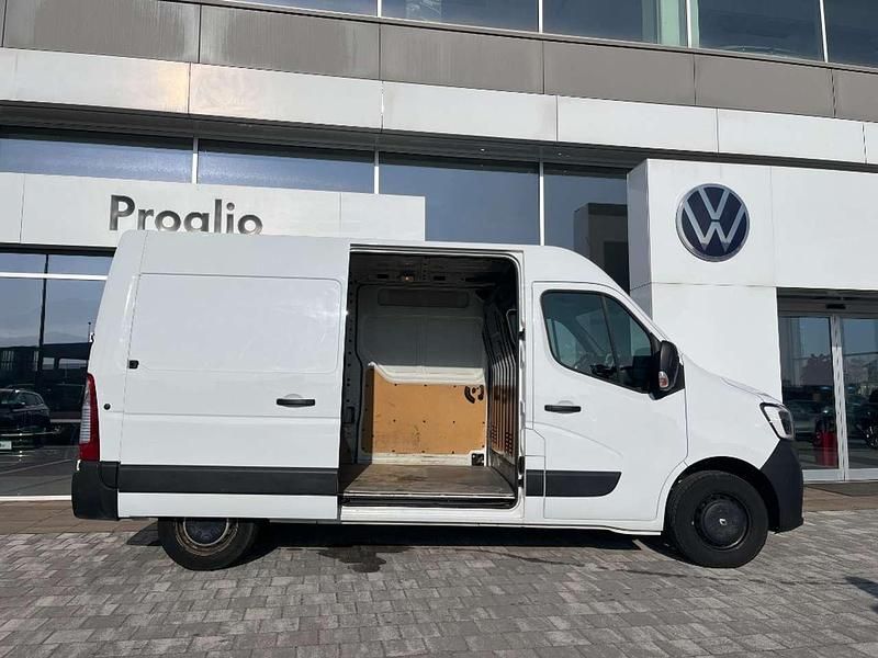 Usata Renault Master 150 CV (110 kW) 2021 0q bianco puro Furgone