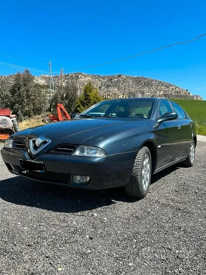 Usata Alfa Romeo 166 150 CV (110 kW) 2000 Berlina