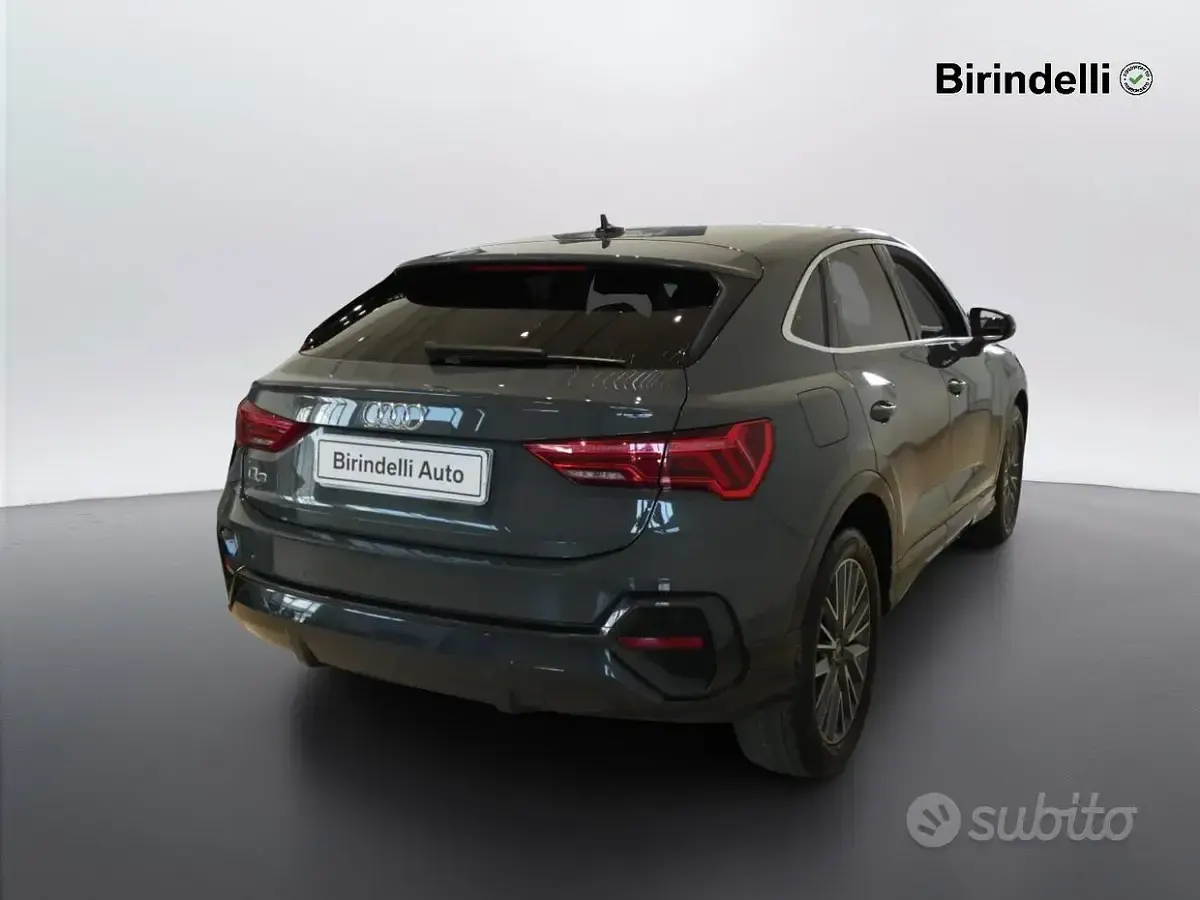 Usata Audi Q3 Business Plus 150 CV (110 kW) 2022 Grigio SUV