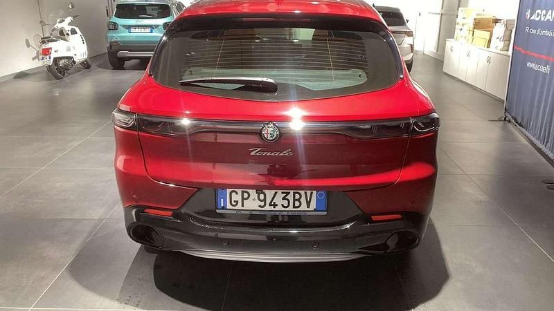 Usata Alfa Romeo Tonale Ti 160 CV (117 kW) 2023 Rosso SUV