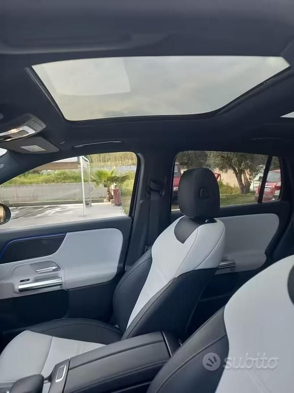 Usata Mercedes GLA200 Premium 150 CV (110 kW) 2022 Nero SUV