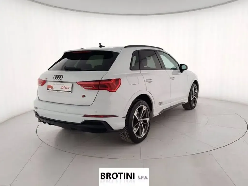 Usata Audi Q3 S-Line 150 CV (110 kW) 2021 Bianco metallizzato SUV