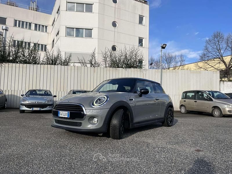 Usata Mini Cooper D Hype 116 CV (85 kW) 2019 Gray Utilitaria