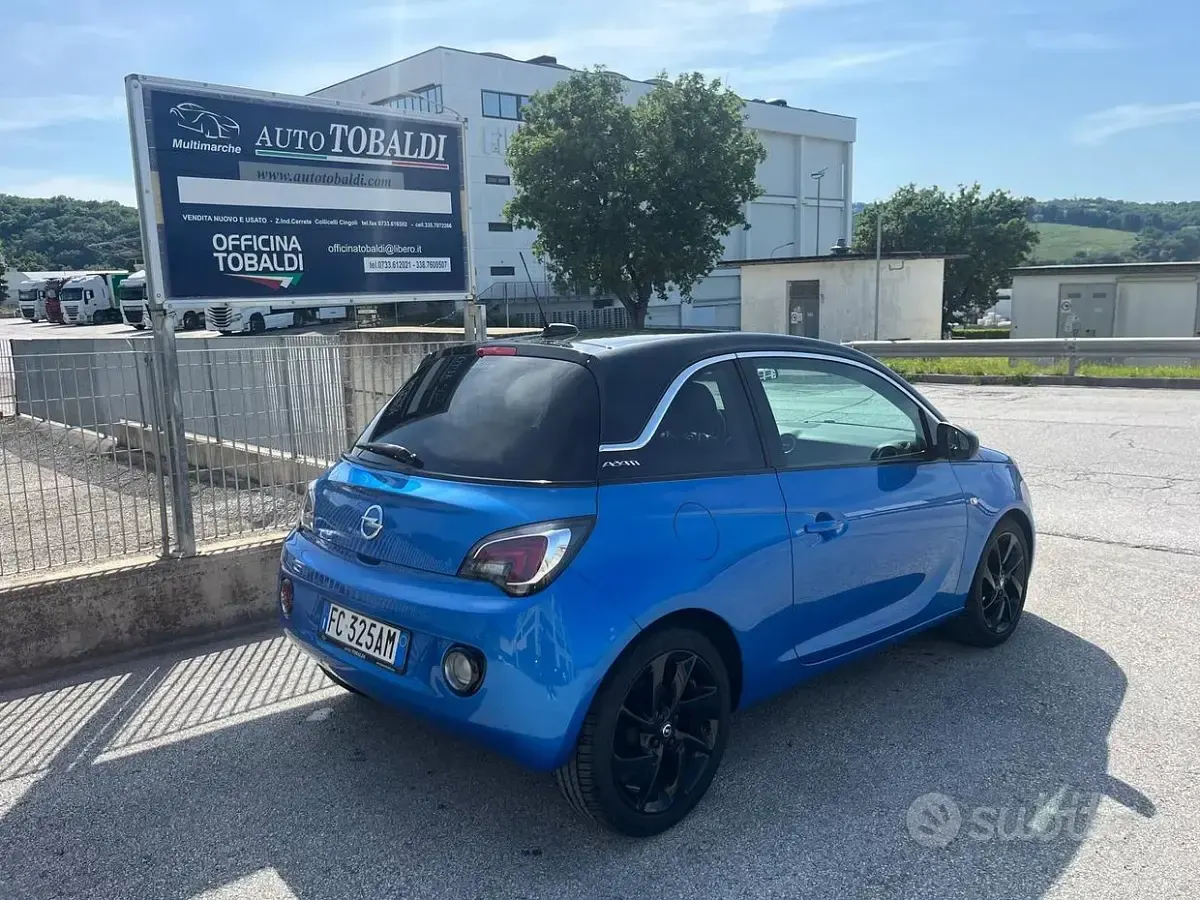Usata Opel Adam 87 CV (63 kW) 2016 Blu Utilitaria
