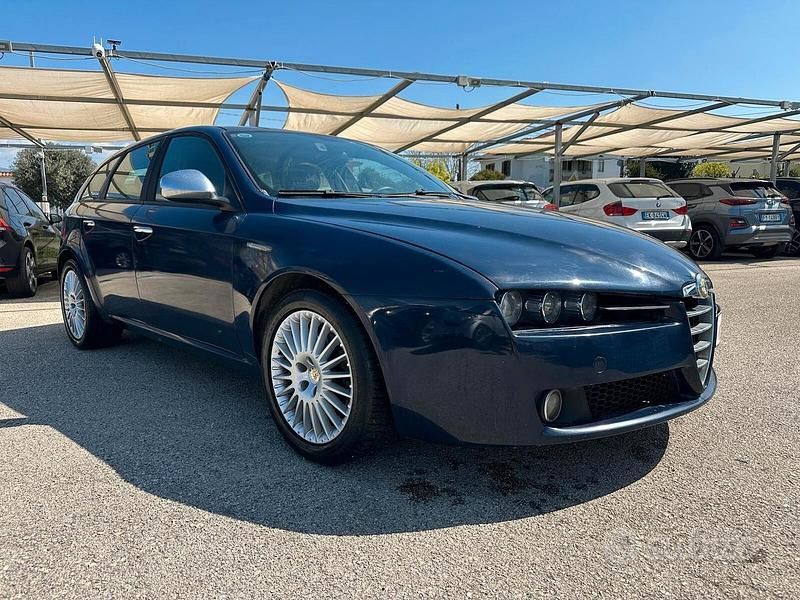 Usata Alfa Romeo 159 149 CV (109 kW) 2007 Blu Station wagon