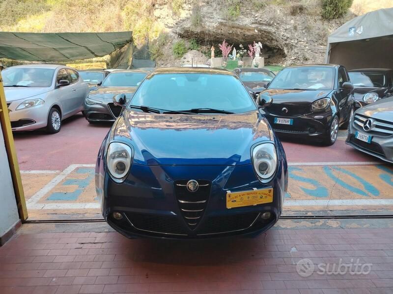 Blu Usata 2010 Alfa Romeo MiTo Distinctive Due volumi | 3900 € (Cara) - Immagine 1/4