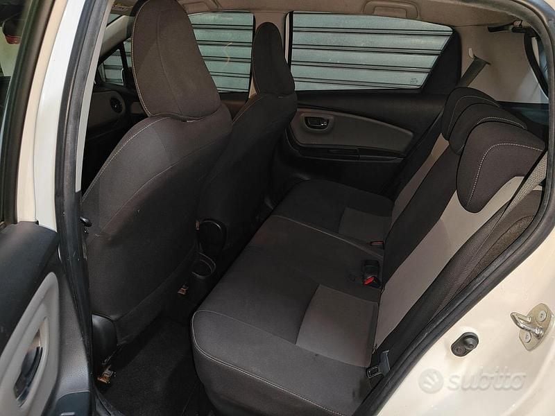 Usata Toyota Yaris 2017 Bianco Berlina