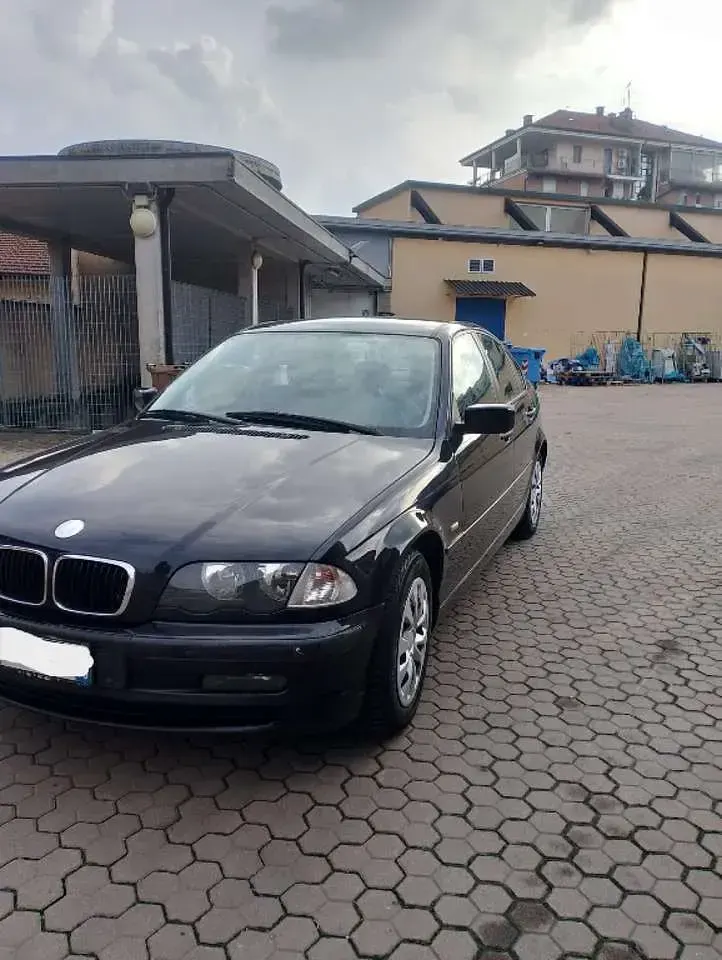 Usata BMW 316 105 CV (77 kW) 2000 Blu Berlina