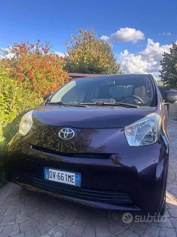 Usata Toyota iQ 68 CV (50 kW) 2009 Utilitaria