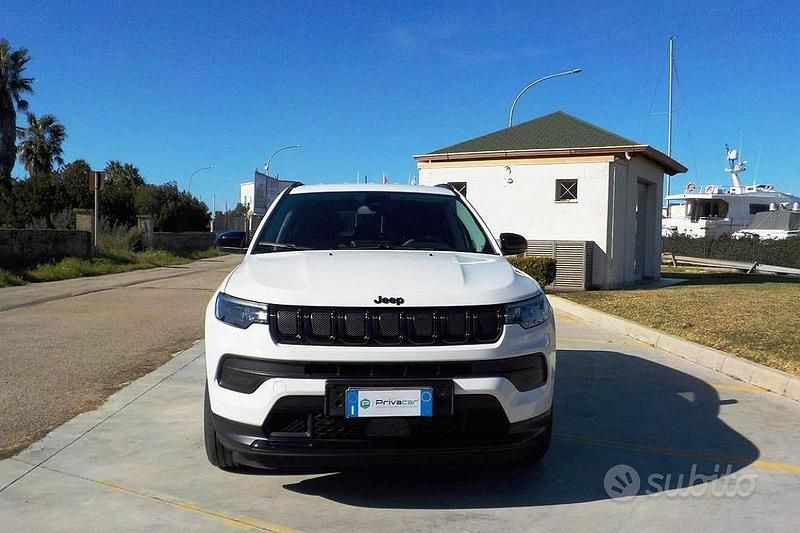 Usata Jeep Compass Night Eagle 131 CV (96 kW) 2023 Bianco SUV