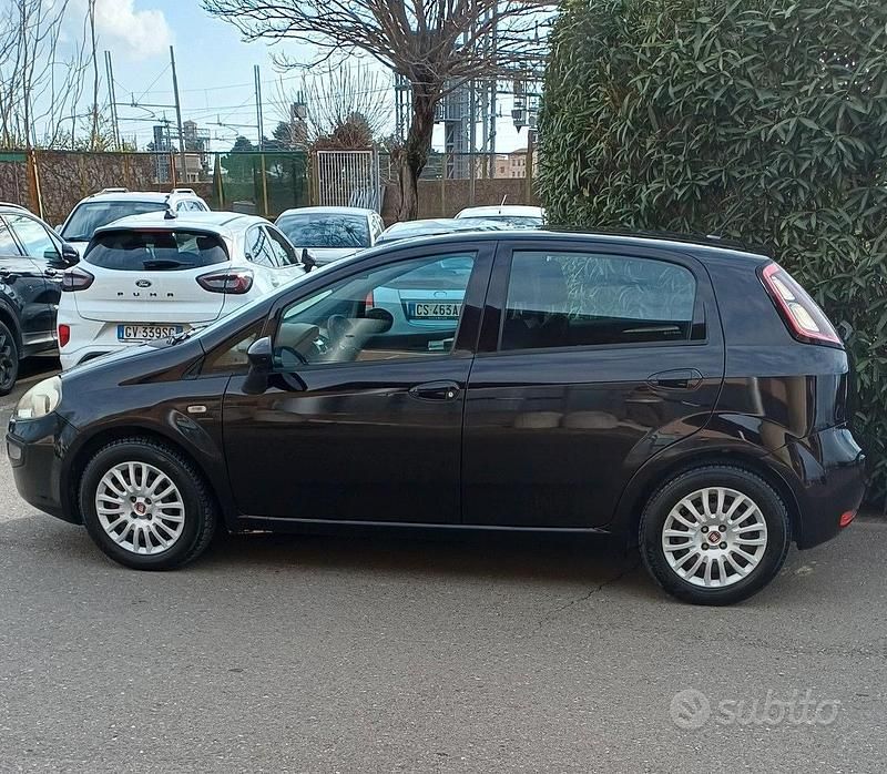 Usata Fiat Punto Evo Active 2011 Nero Utilitaria