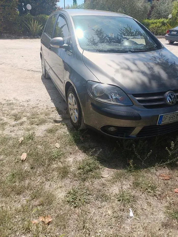 Usata VW Golf Plus Cross 102 CV (75 kW) 2007 Monovolume