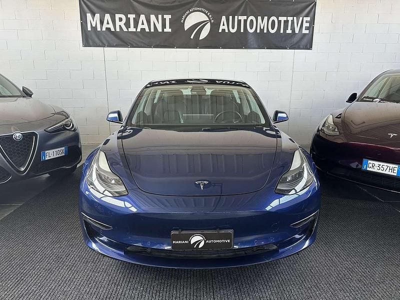 Blu/azzurro Usata 2021 Tesla Model 3 Berlina | 24.900 € (Ottimo prezzo) - Immagine 1/4