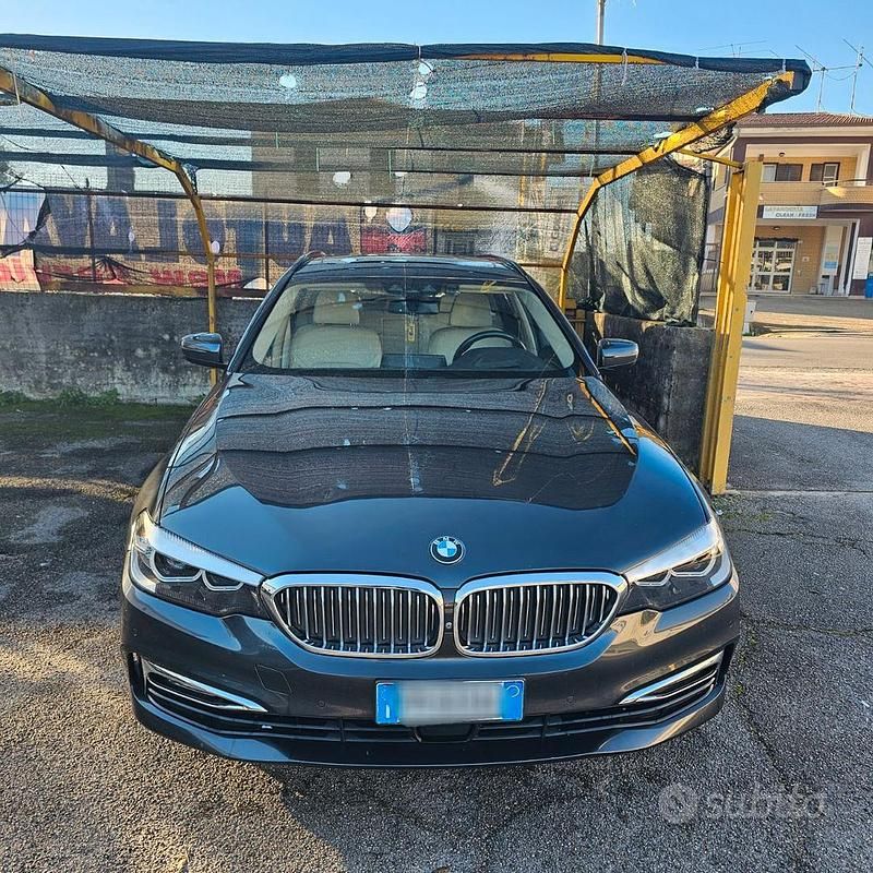 Grigio Usata 2017 BMW 530 Efficient Dynamics Station wagon | 17.950 € - Immagine 1/4